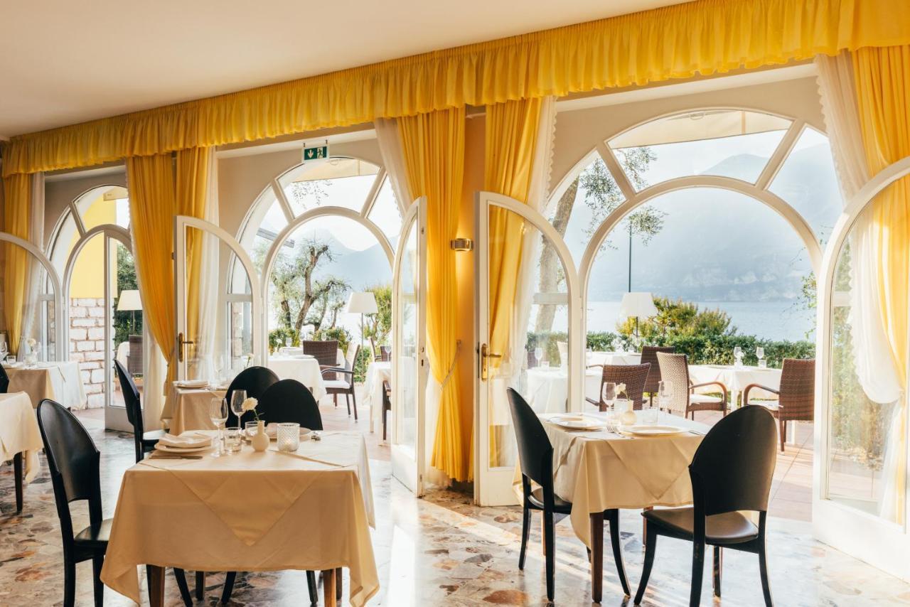 Hotel Orione - Lake Front Hotel Brenzone sul Garda Ngoại thất bức ảnh