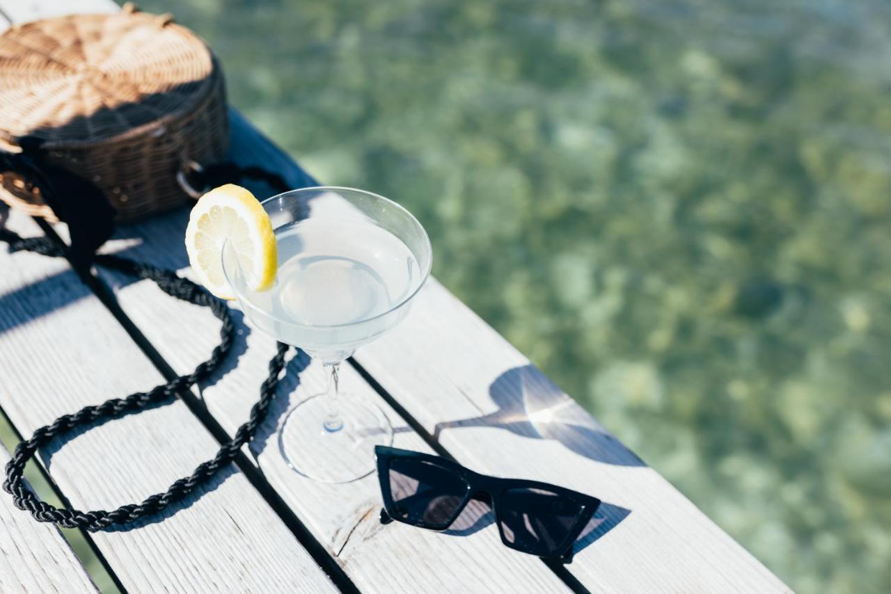 Hotel Orione - Lake Front Hotel Brenzone sul Garda Ngoại thất bức ảnh