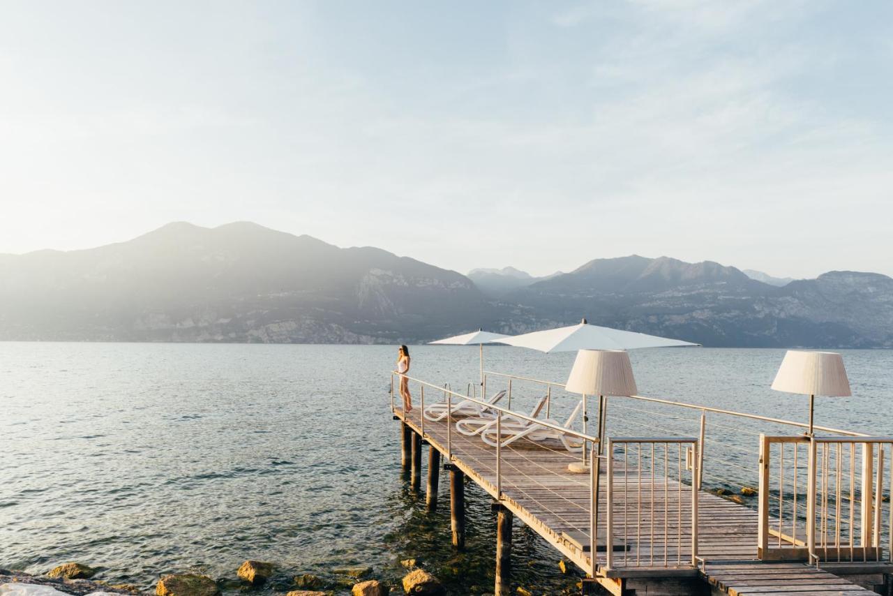 Hotel Orione - Lake Front Hotel Brenzone sul Garda Ngoại thất bức ảnh