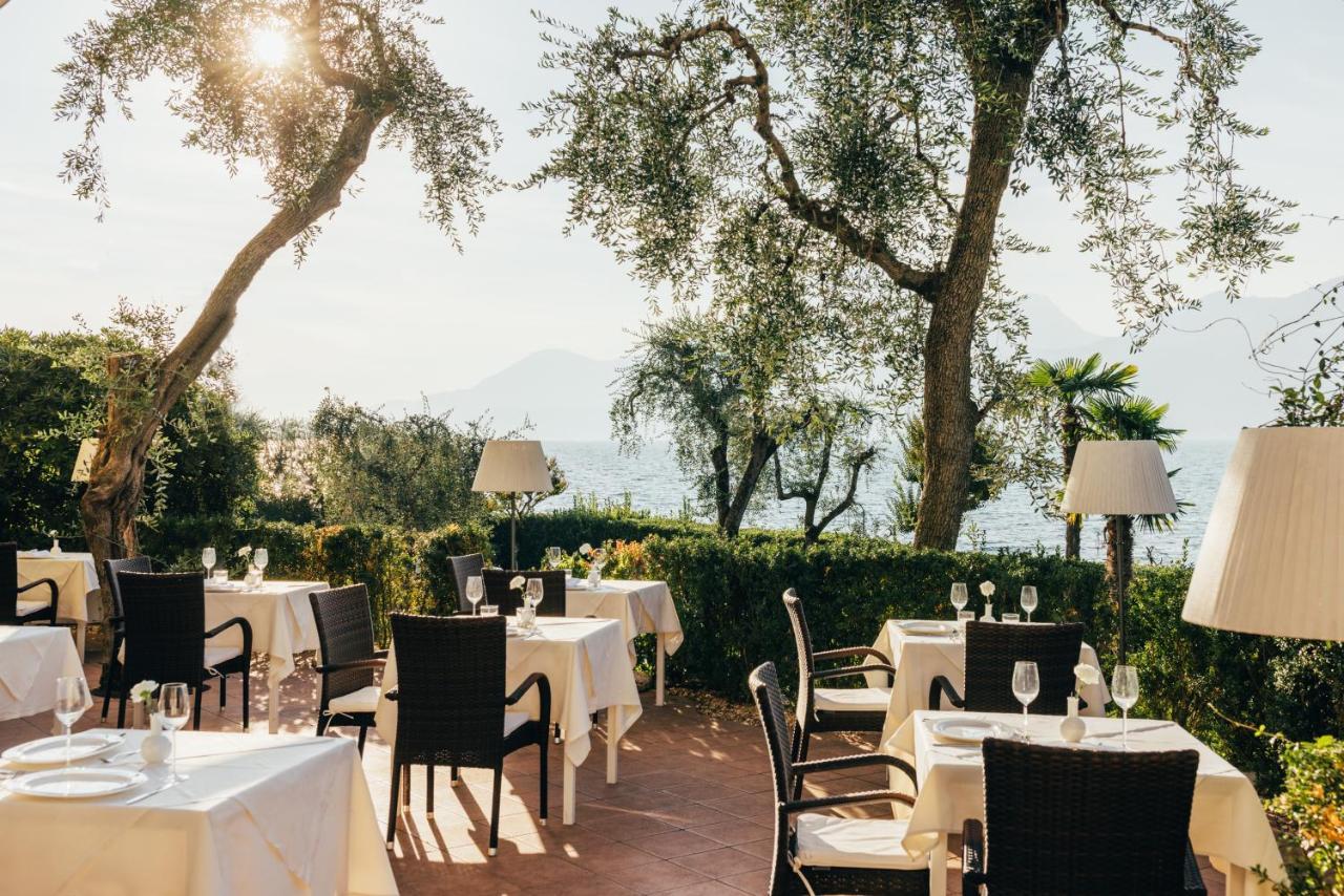 Hotel Orione - Lake Front Hotel Brenzone sul Garda Ngoại thất bức ảnh